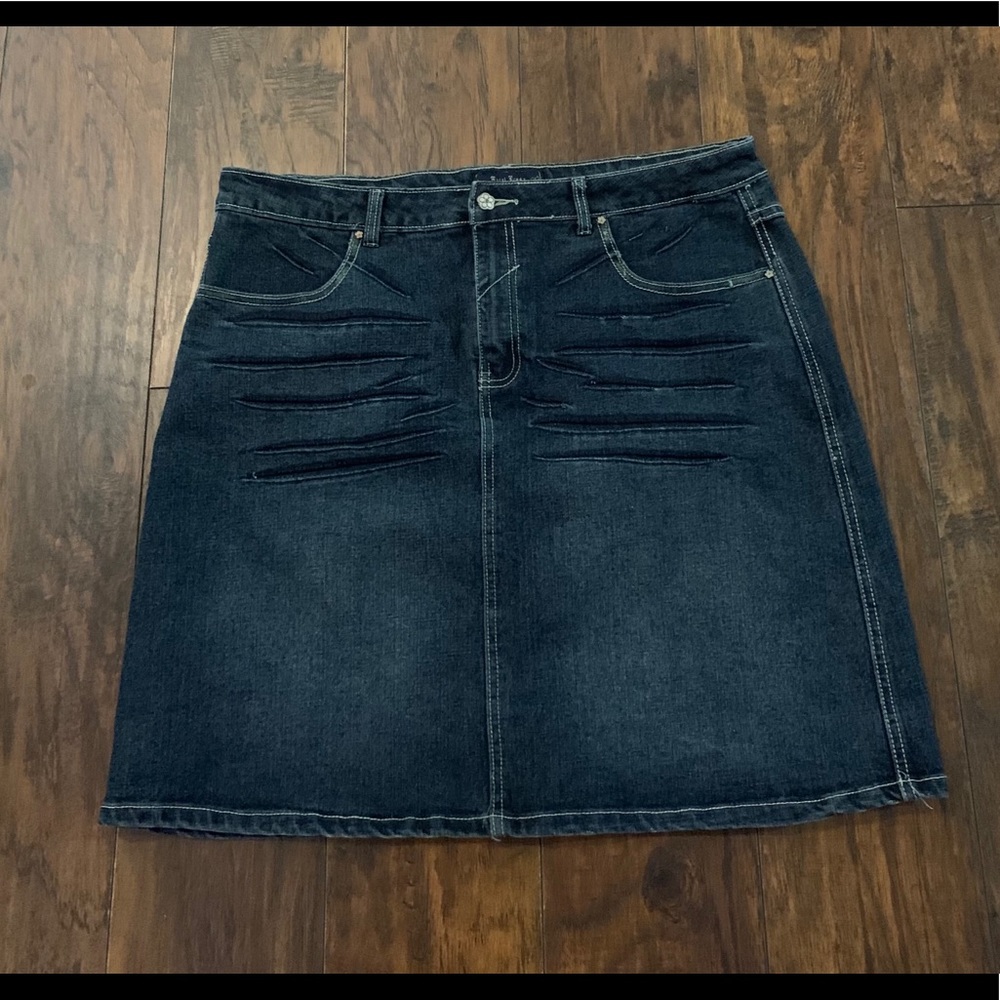 Crest Jean Skirt